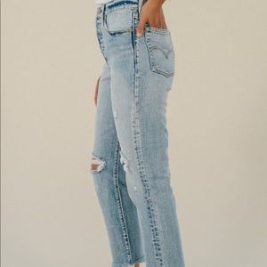 Levi’s Wedgie Selvedge Straight Leg Jeans